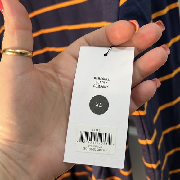 Herschel top size extra large - Picture 5 of 8